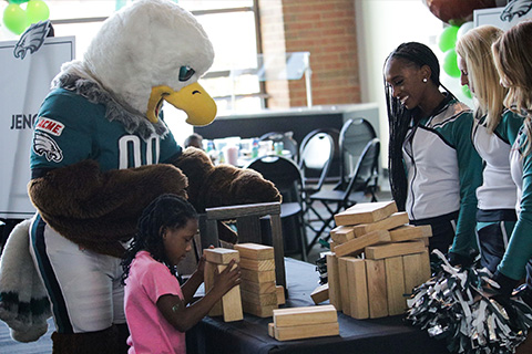 Philadelphia Eagles & Lincoln Financial Group to Help Recruit 100 Mentors for BBBS